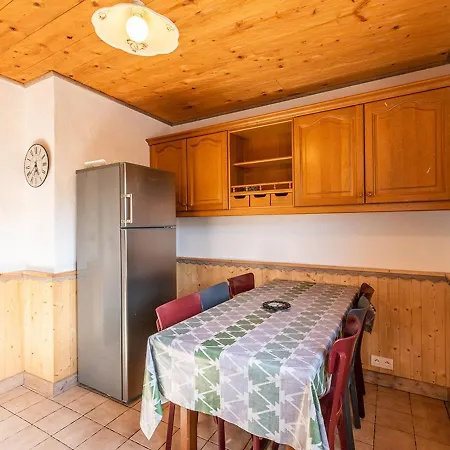 Duplex Aux Gets Avec Parking Et Cuisine Equipee - Fr-1-671-37 Les Gets